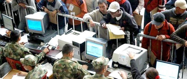 Si es independiente, pago por libreta militar se liquida sobre su sueldo: Corte